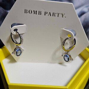 3700 - Simplistic Love - Ice Blue Sapphire